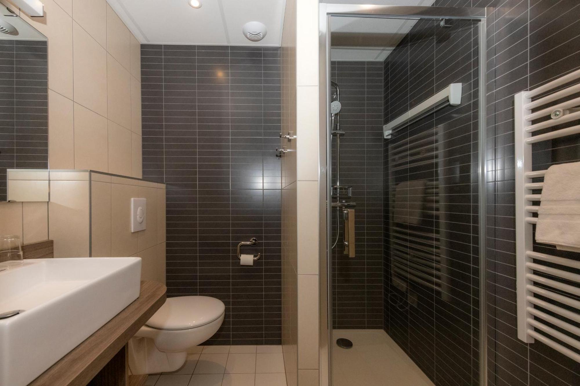 Vtf L'Hotel Des Bains Saint-Cast-le-Guildo Zewnętrze zdjęcie